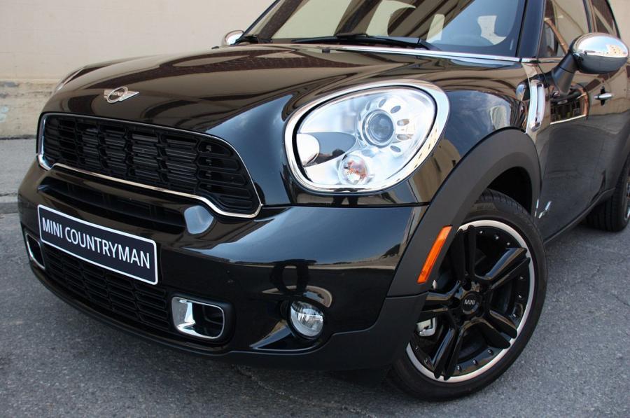  Mini Cooper Countryman 2011 года  (фото 7 из 160)